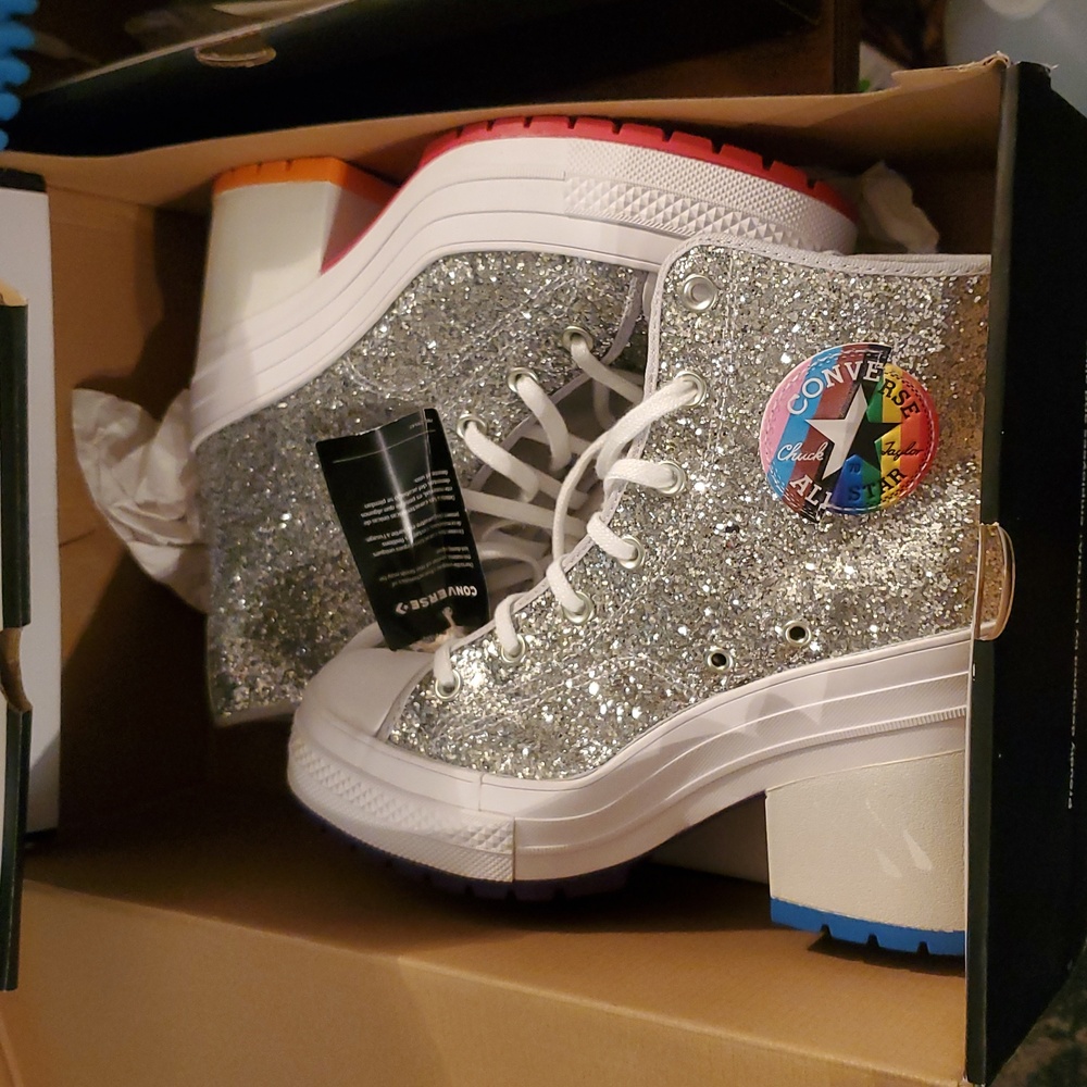 Converse. ( Ea) Flash. $80 First Pair - image 2